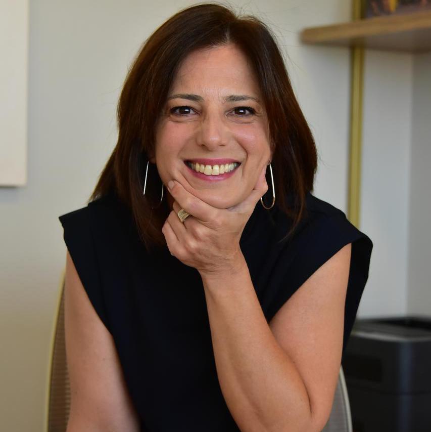 Drª. Daniele Oliveira Ferreira da Silva